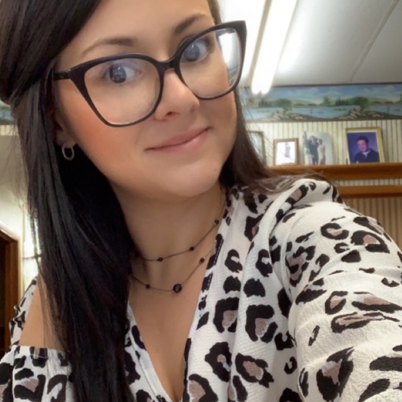 Meet your Posher, Katelynn - Picture 1 of 1